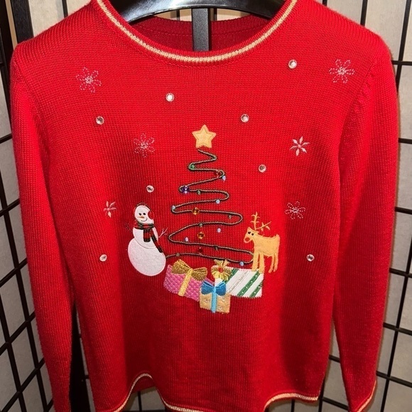 Sweaters - Red Not Ugly Christmas HolidayReindeer Snowman Sweater with Gold Trim Size Large